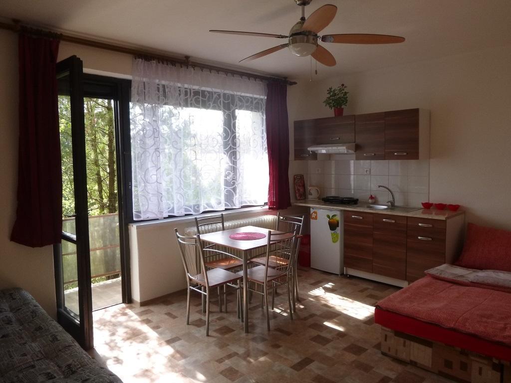 Apartmanovy Dom Grand Sturovo Ngoại thất bức ảnh