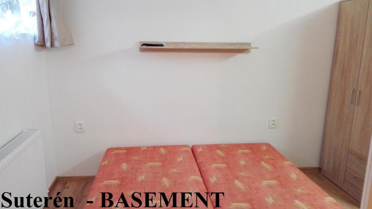 Apartmanovy Dom Grand Sturovo Ngoại thất bức ảnh